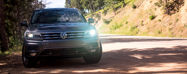 Illustration for article titled The 2018 Volkswagen Tiguan Is Sterile But Has A Third Row Because You Aren't